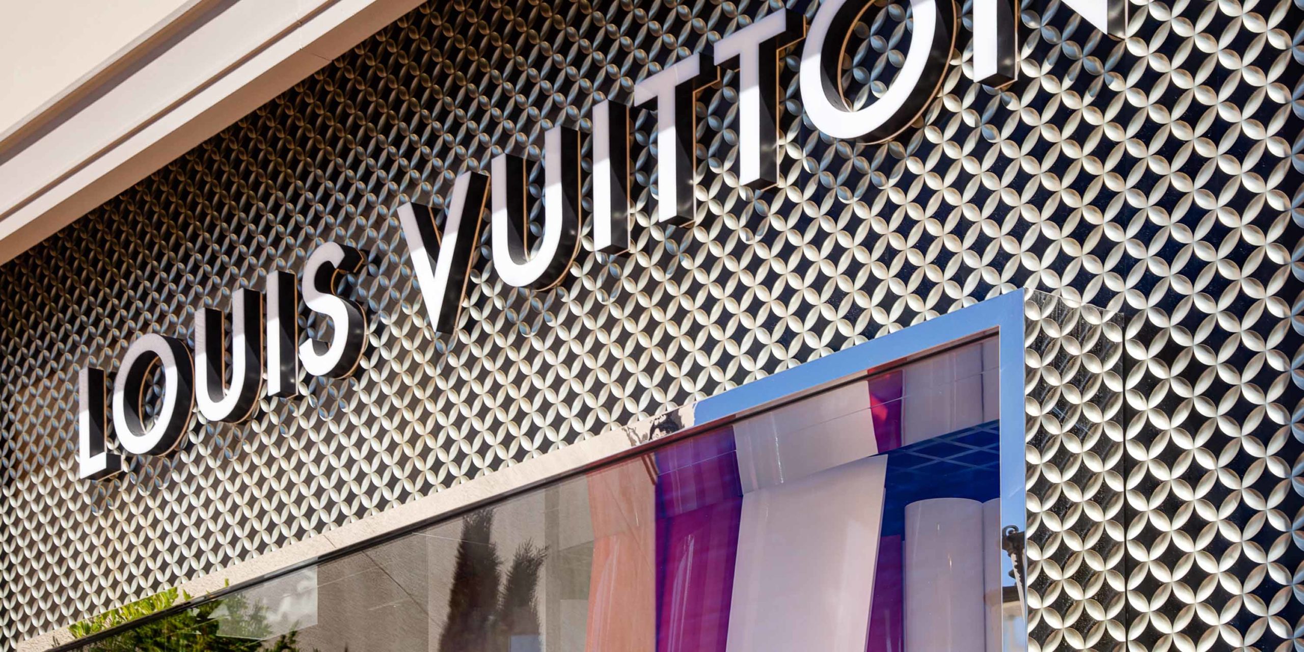 Louis Vuitton Santa Clara Valley Fair store, United States