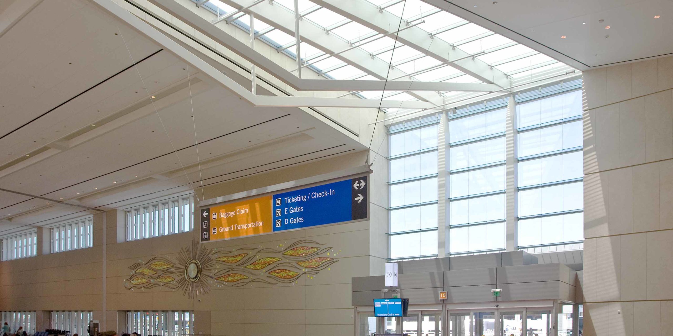 McCarran International Airport: Terminal 3 header image #3