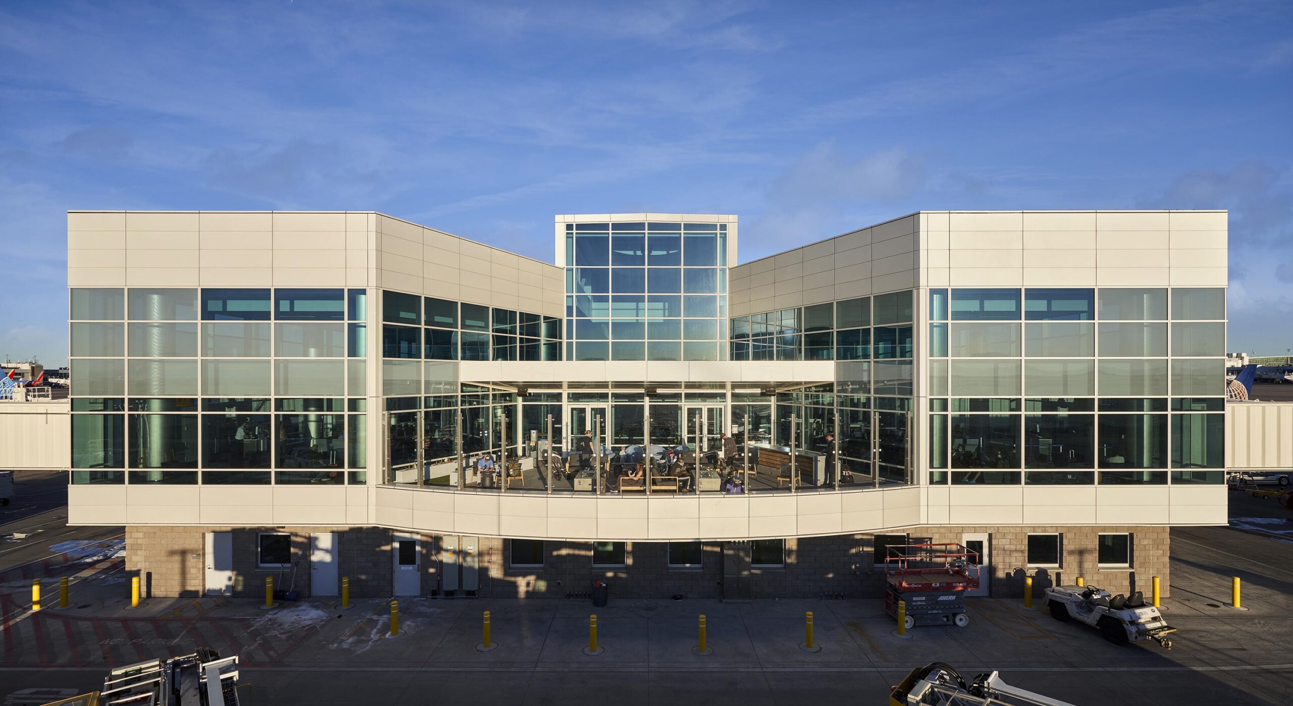 Denver International Airport: Concourse A & B Expansion header image #5