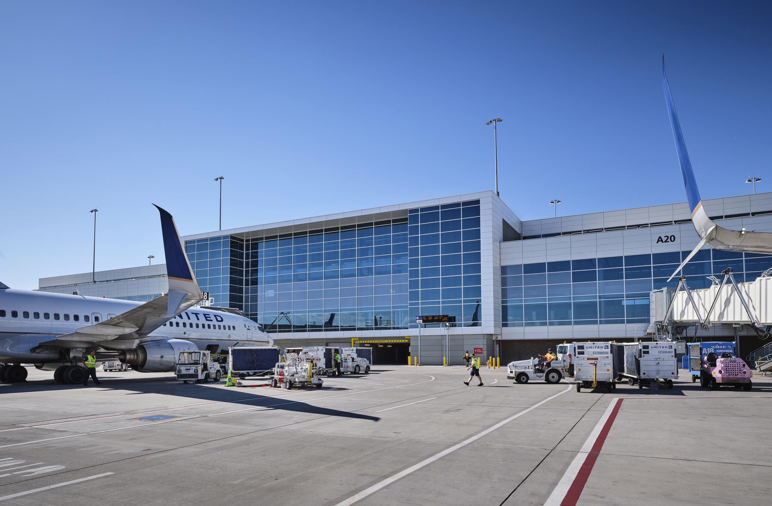 Denver International Airport: Concourse A & B Expansion header image #2